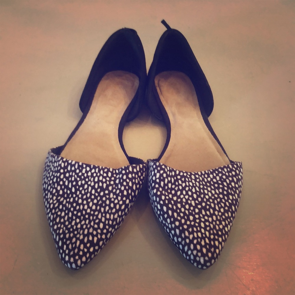 Old navy spotted calf, black, pointed toe flats